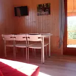La Ferme Du Duzou Chalet *