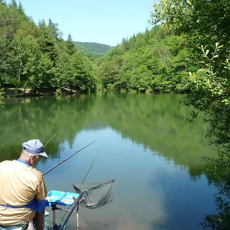 シャレー La Ferme Du Duzou Saint-Cyprien-sur-Dourdou