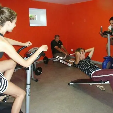 La Ferme Du Duzou Chalet Saint-Cyprien-sur-Dourdou