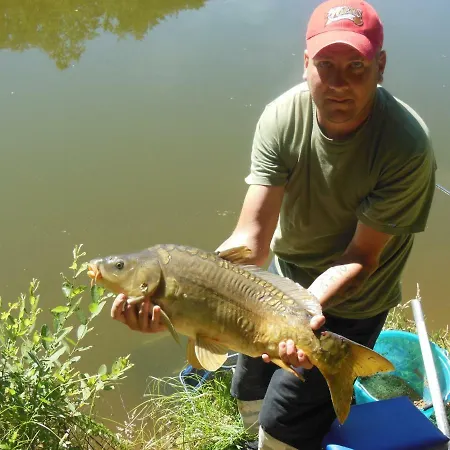 La Ferme Du Duzou Saint-Cyprien-sur-Dourdou