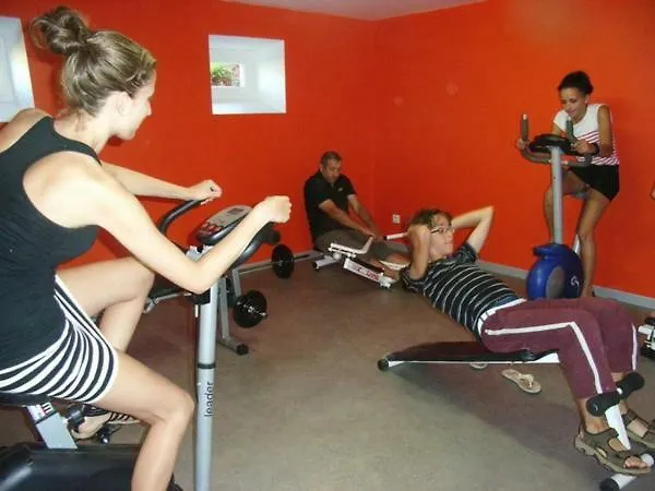 La Ferme Du Duzou 木屋 Saint-Cyprien-sur-Dourdou