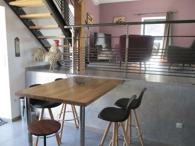 La Ferme Du Duzou 木屋