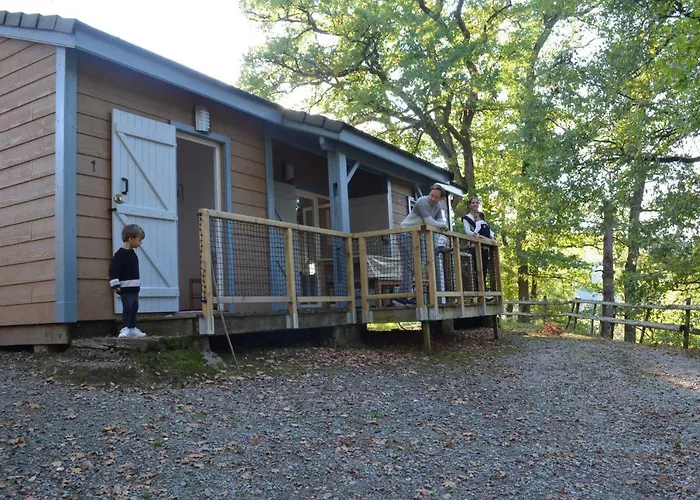 木屋 La Ferme Du Duzou Saint-Cyprien-sur-Dourdou